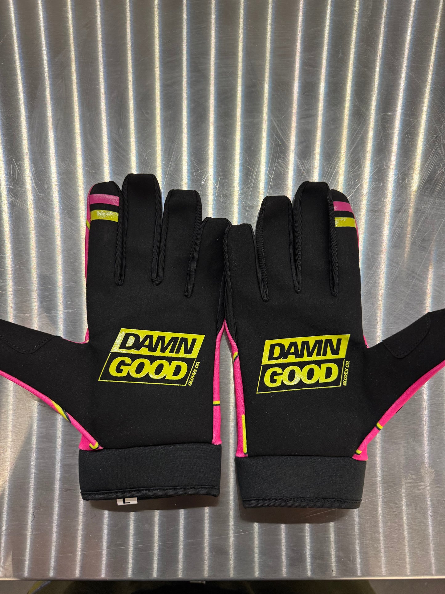 90s donut gloves